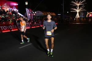 BIB: 
                            <button type="button" onclick="openModal(23006913)" class="btn btn-primary btn-sm float-right btn-popup" data-toggle="modal" data-target=".modal-high-quality">
                        <i class="fas fa-shopping-cart"></i> Add to Cart
                    </button>
                                            <button type="button" onclick="isThisMe(23006913, true)" class="btn btn-success btn-sm float-right btn-popup btn-isme hidden" data-toggle="tooltip" data-placement="bottom" title="นี่คือรูปของคุณใช่ไหม คลิกที่นี่เพื่อเอาเข้าอัลบั้ม">
                        <i class="fas fa-plus"></i> Add to album
                    </button>
                    <button type="button" onclick="isThisMe(23006913, false)" class="btn btn-warning btn-sm float-right btn-popup btn-isnotme hidden">
                        <i class="fas fa-ban"></i> Remove from album
                    </button>